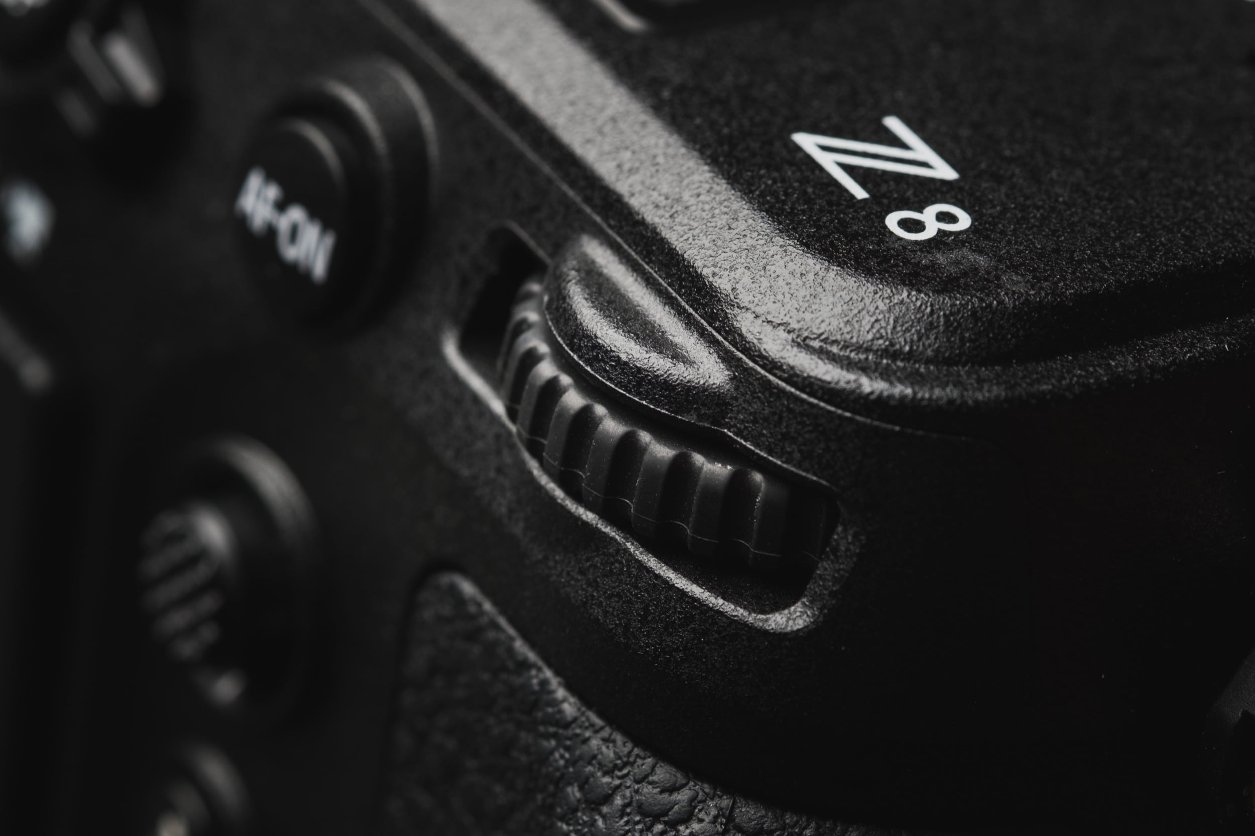 Nikon Z8 Rear Wheel