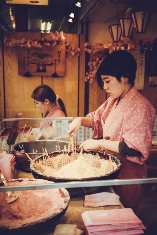 Mochi Girl – Japan Street Photography