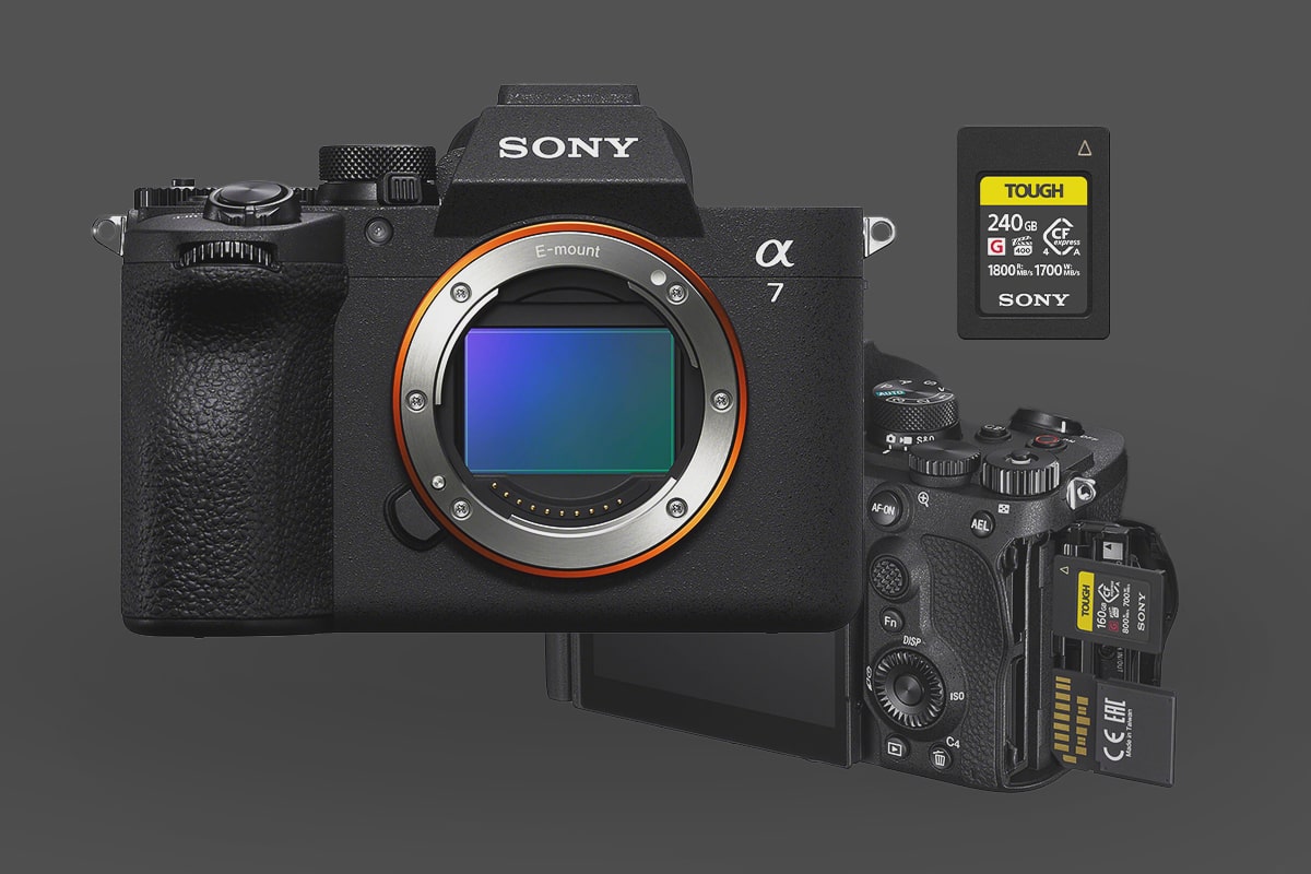 Sony A7V Memory Cards