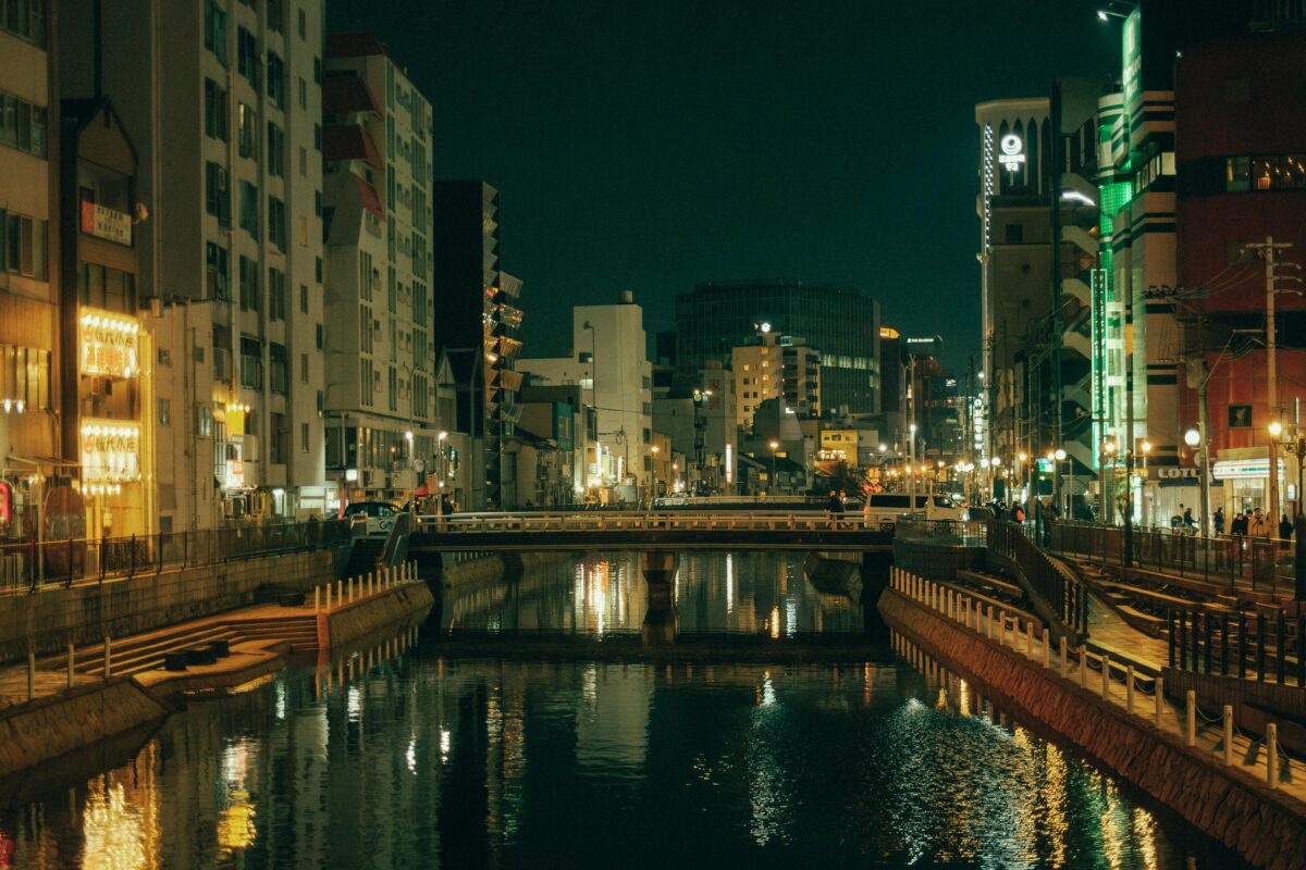 Street Photography with the Viltrox TCL X100VI