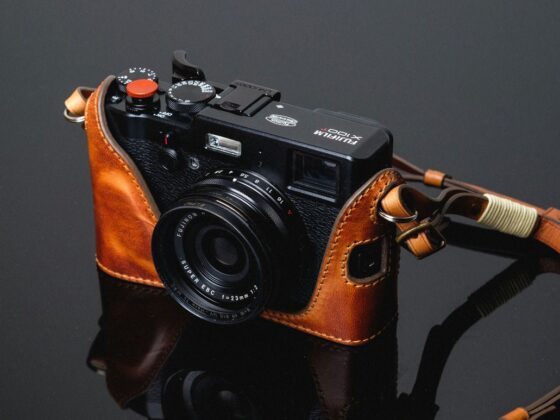 Kaza Deluxe Leather Case For Fujifilm X100T