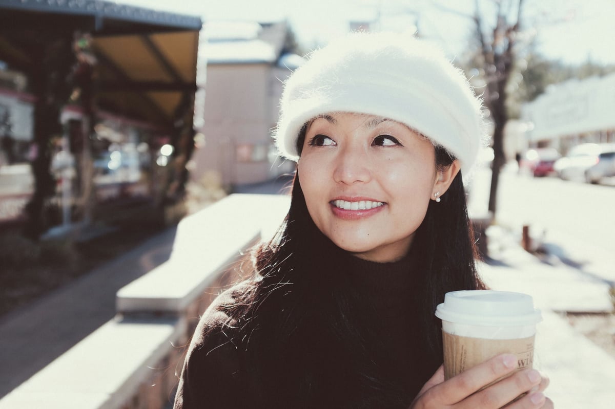 X100T Sample Image of Yumiko in the snow