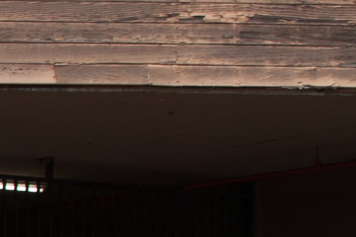 Tamron 15-30mm f2.8 @15mm f8 Top Right Edge Detail Tamron 15-30mm Sharpness with Canon