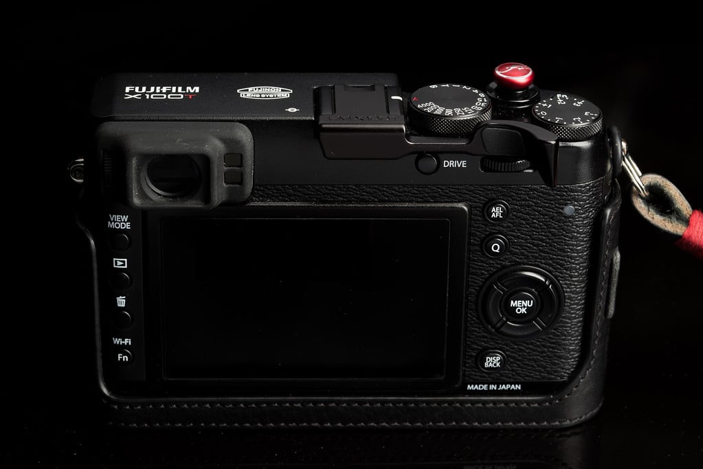 Lensmate Fujifilm X100T Thumbrest Back