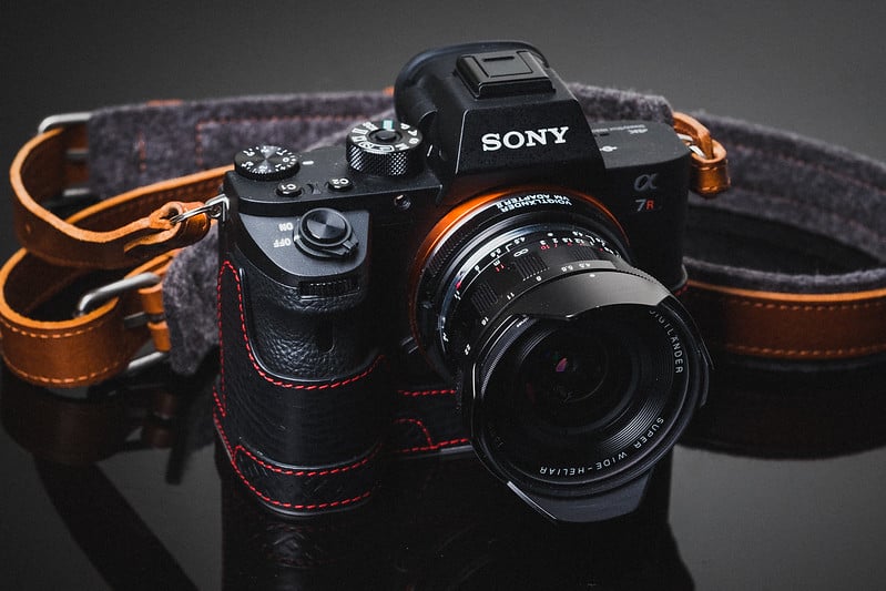 LIM’S Leather Case Review – Sony A7rII / A7II