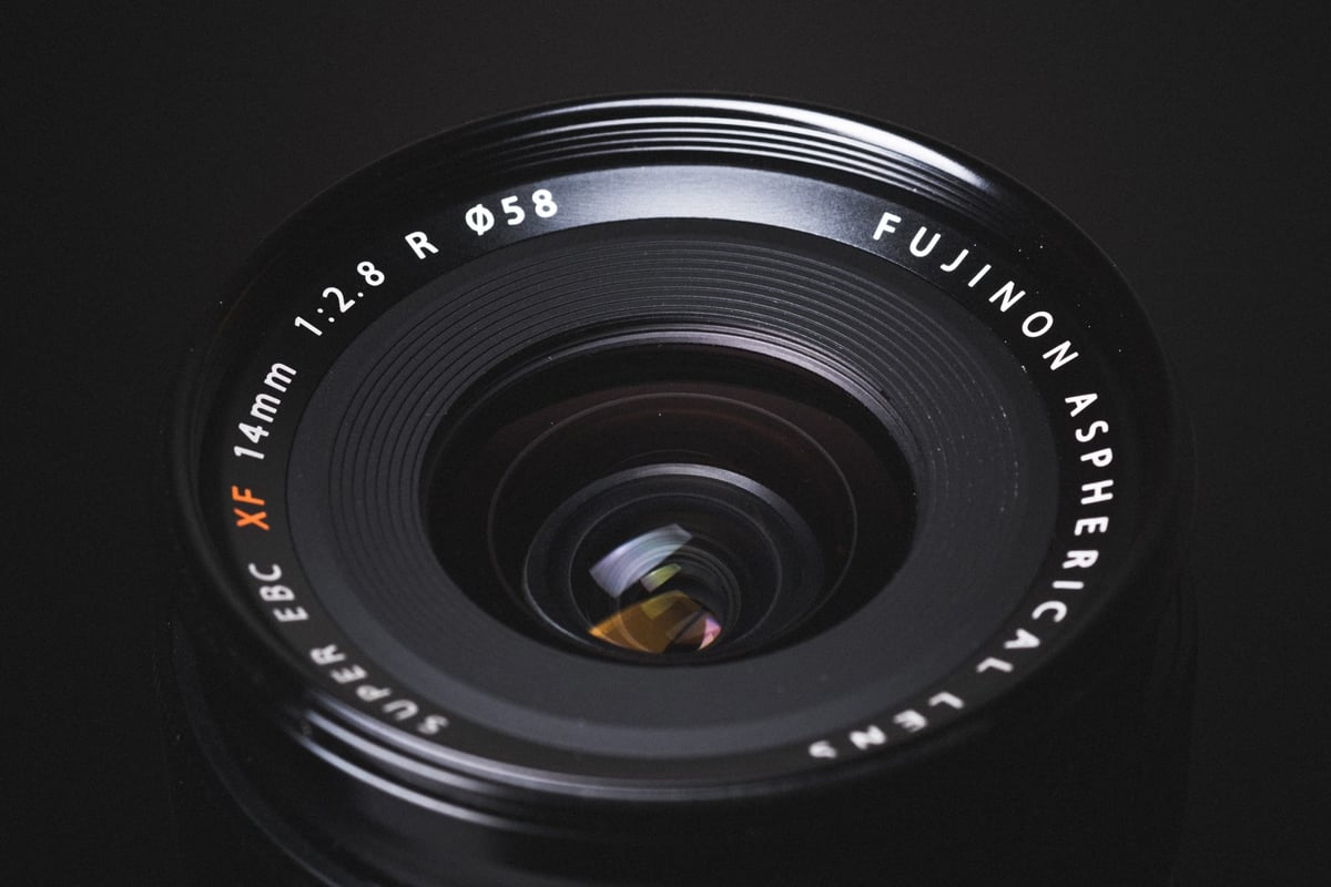 Fujifilm 14mm front element