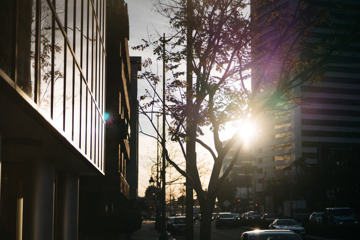 Handevision 75mm f2.4 Flaring Test