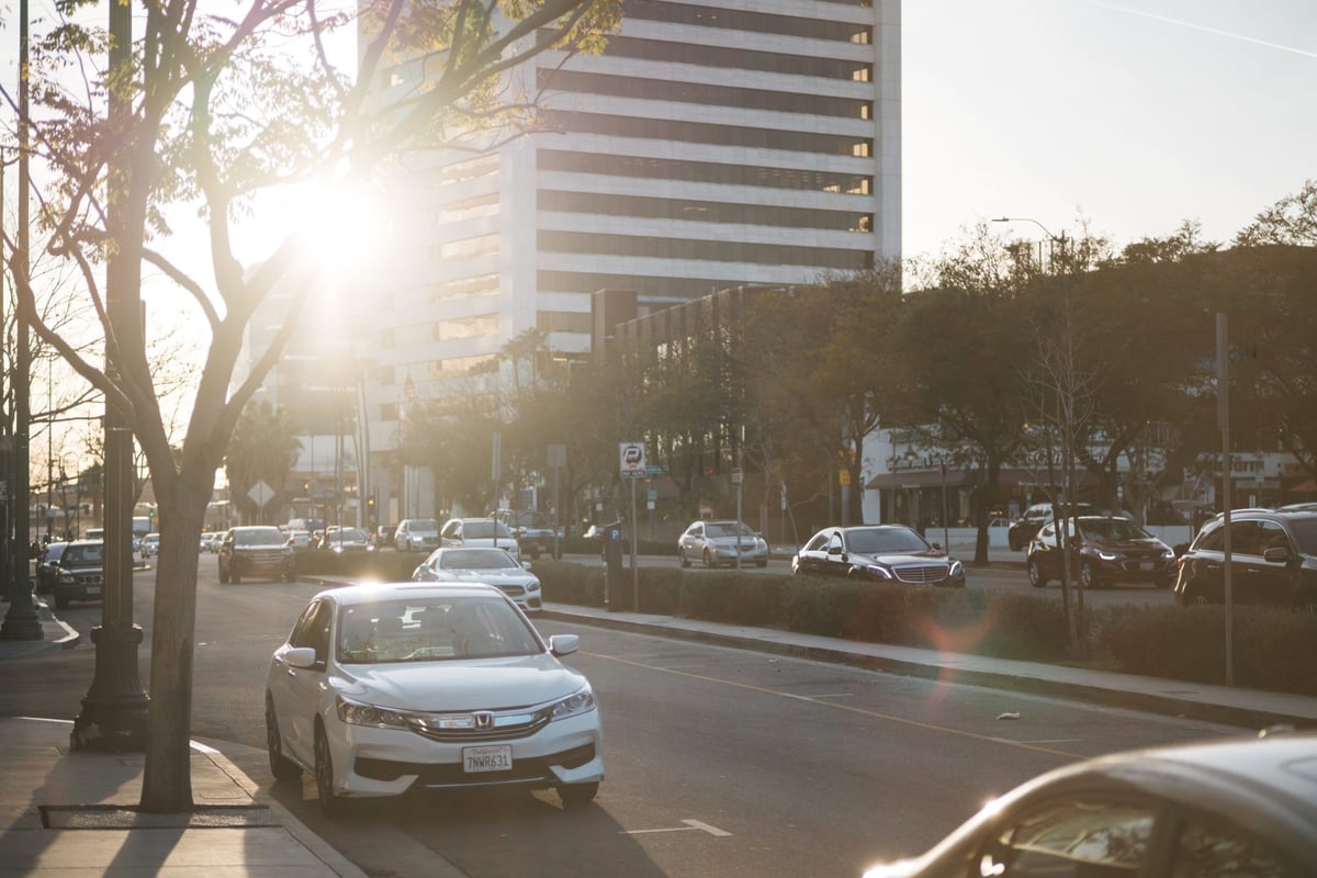 Handevision 75mm f2.4 Flaring Test