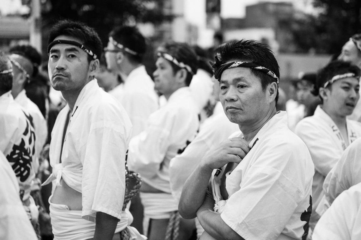 black and white sample photo.