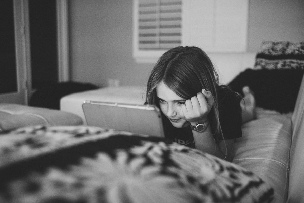 Simone Deep In her Phone