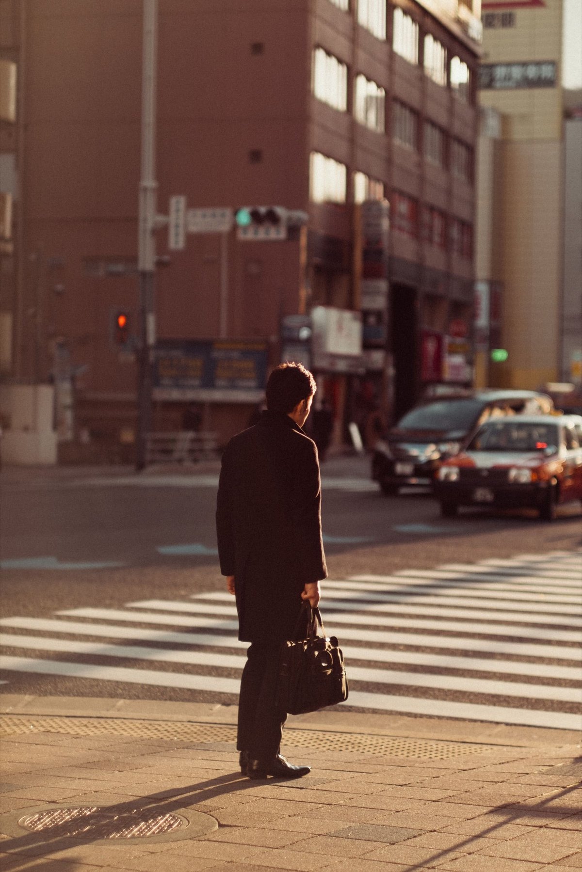 flaring sample man at cross walk