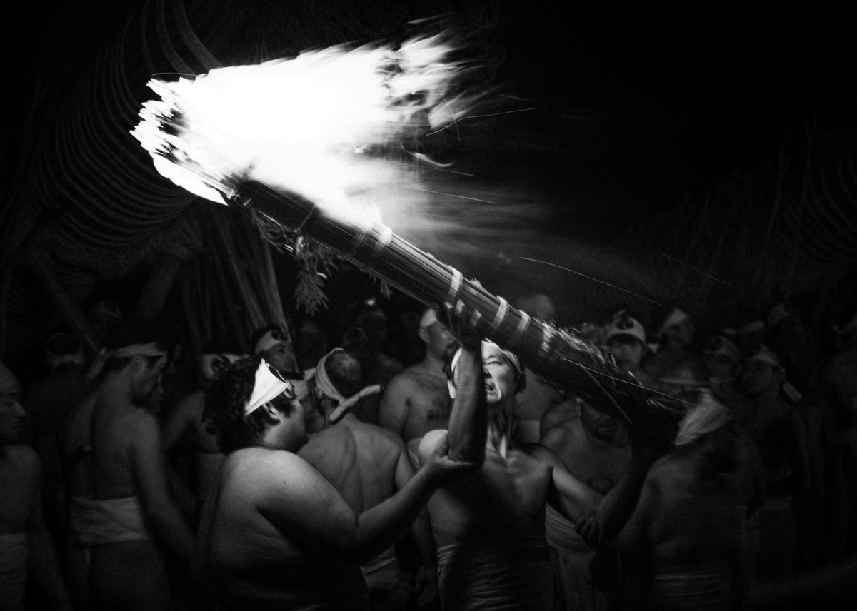 Is Nikon A Sleeping Giant? Nikon vs Fujifilm