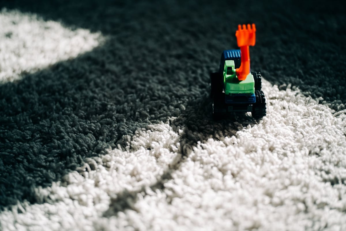 Pergear 35mm f1.6 Toys