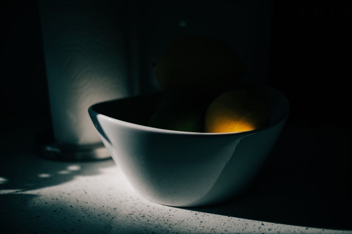 Closeup of fruit bowl.