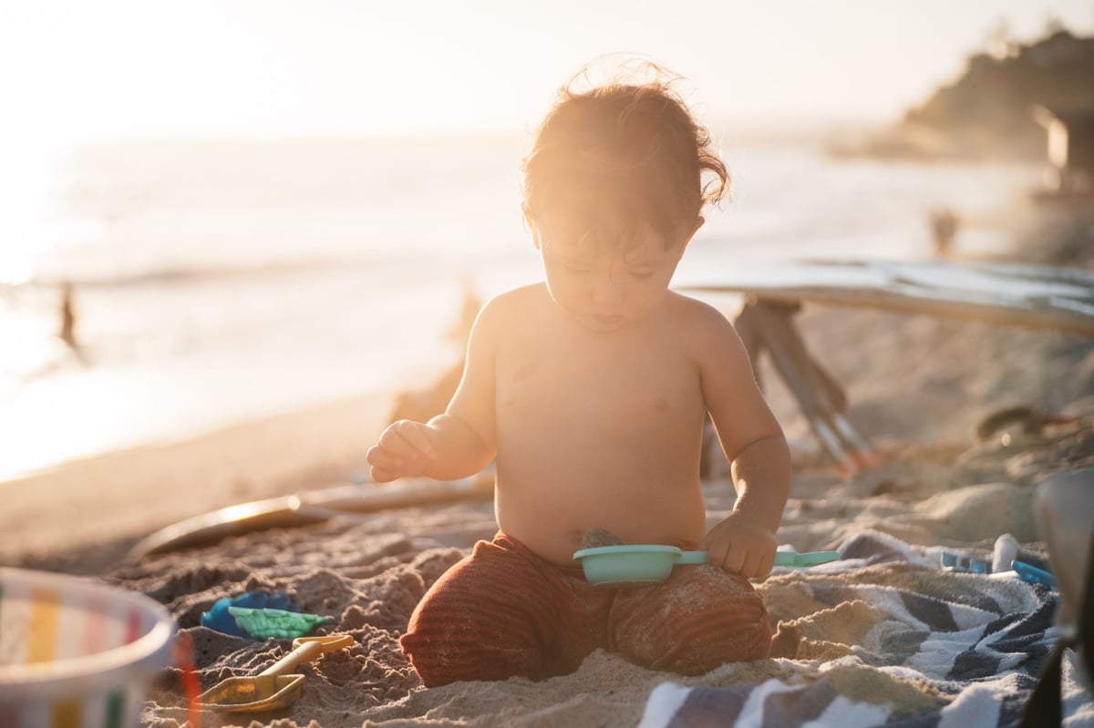 Pergear 50mm f1.8 sample of flaring