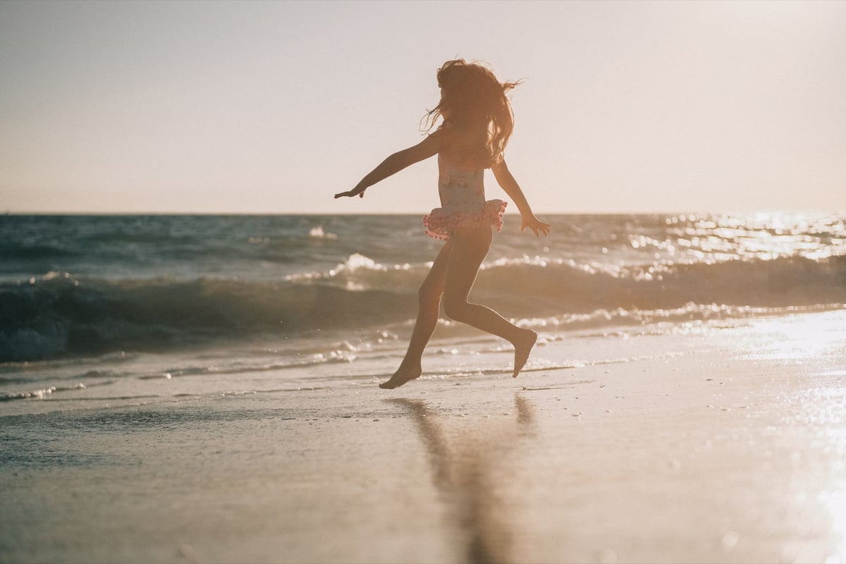 Pergear 50mm f1.8 Flaring lifestyle sample