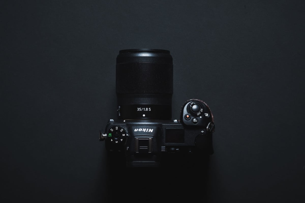 Nikon Z 35mm f1.8 Product Shot