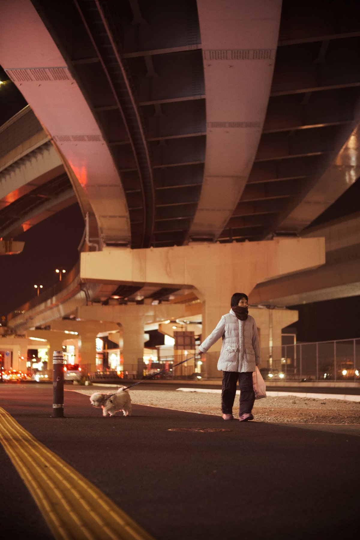 Pergear 35mm f1.2 Street photo sample