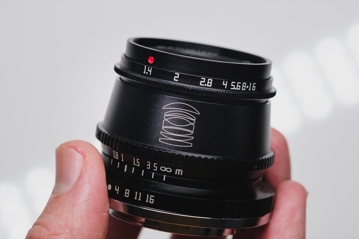 TTArtisan 35mm f1.4 Product Shot