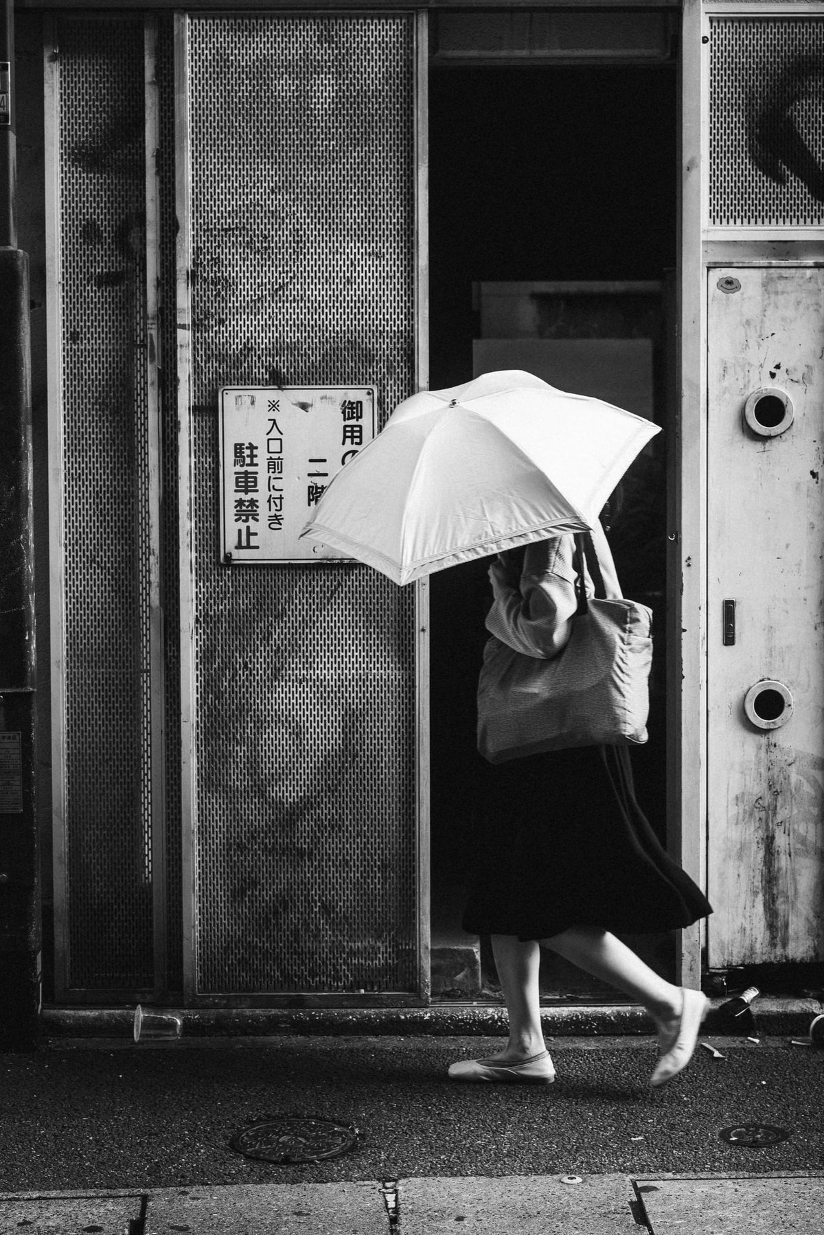 Black and white japan street photos
