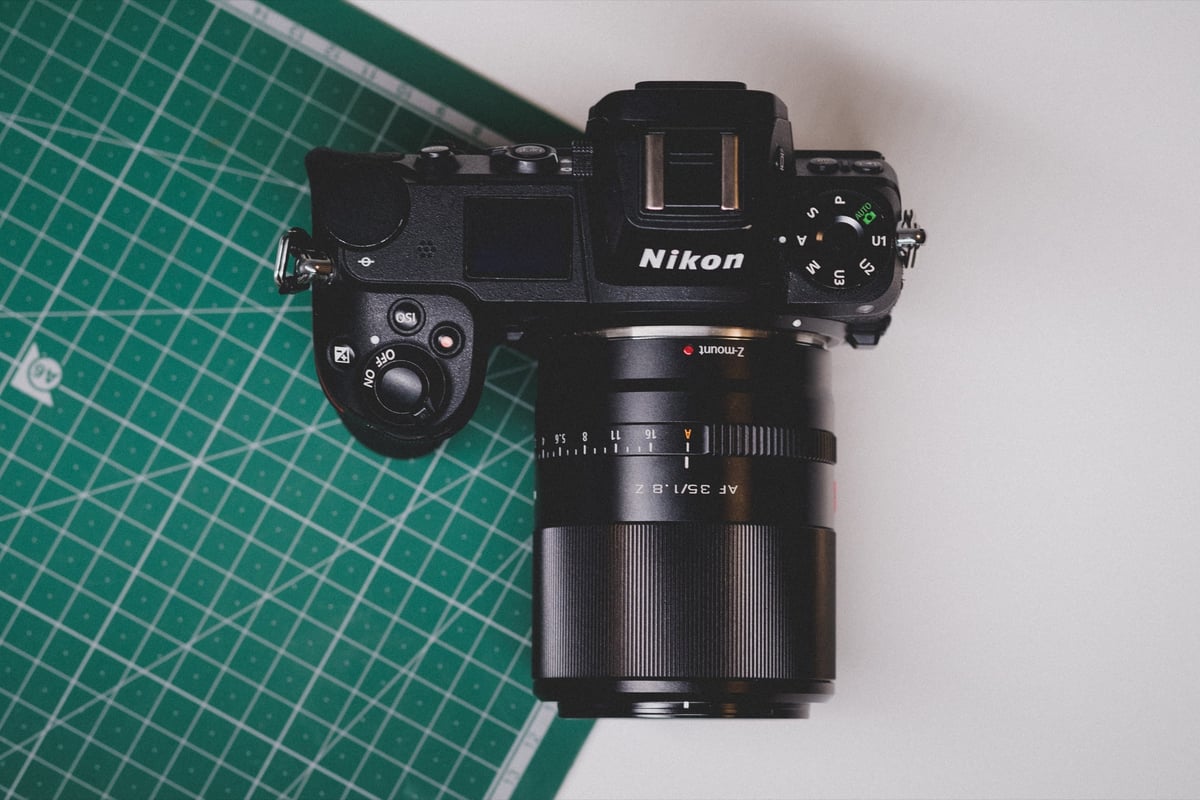 Viltrox 35mm f1.8 Product Shot