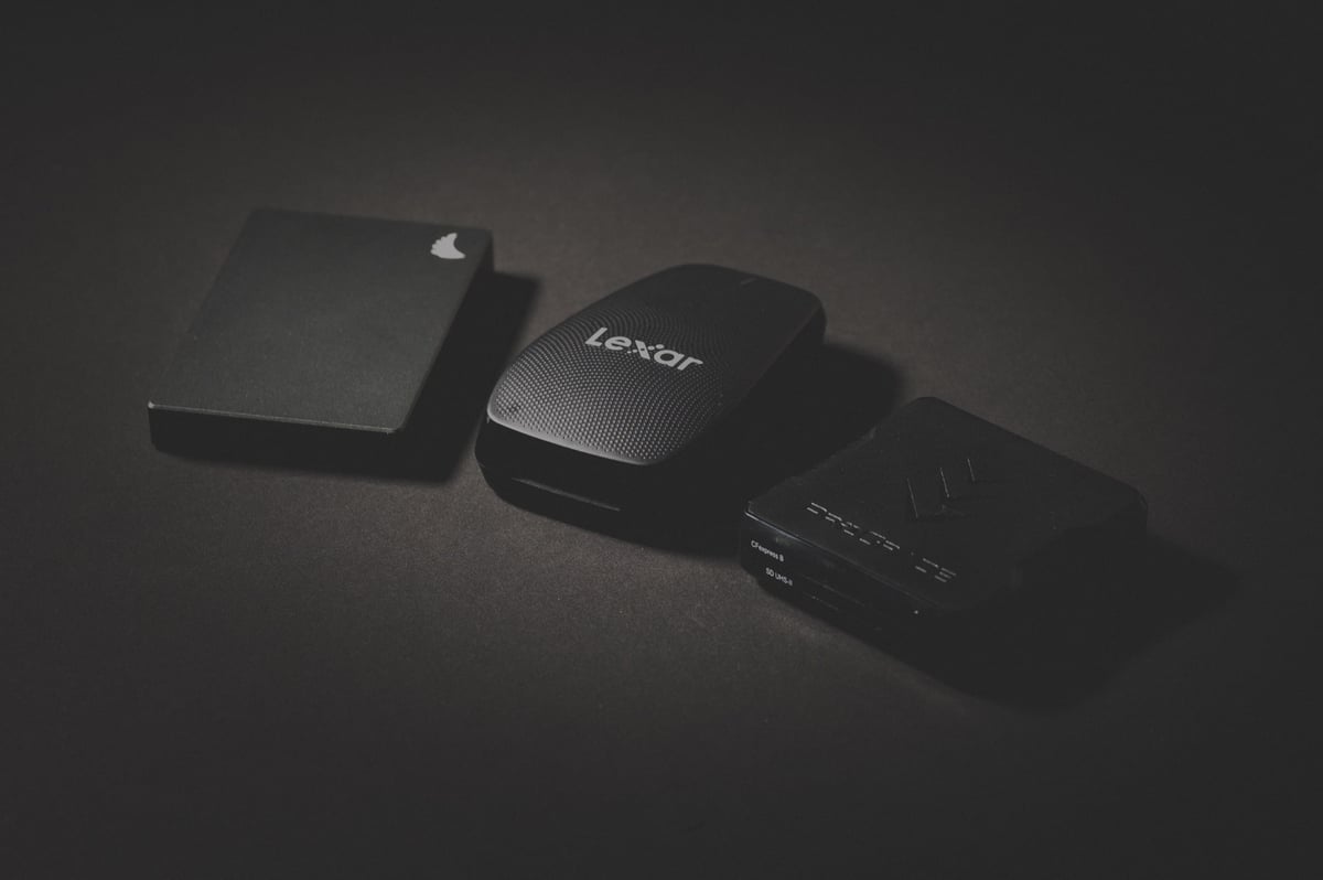 Best CFexpress Type-B Memory Card Reader