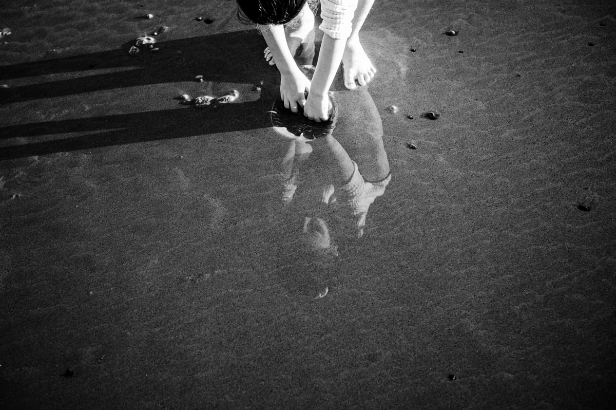 Black and white sample photo