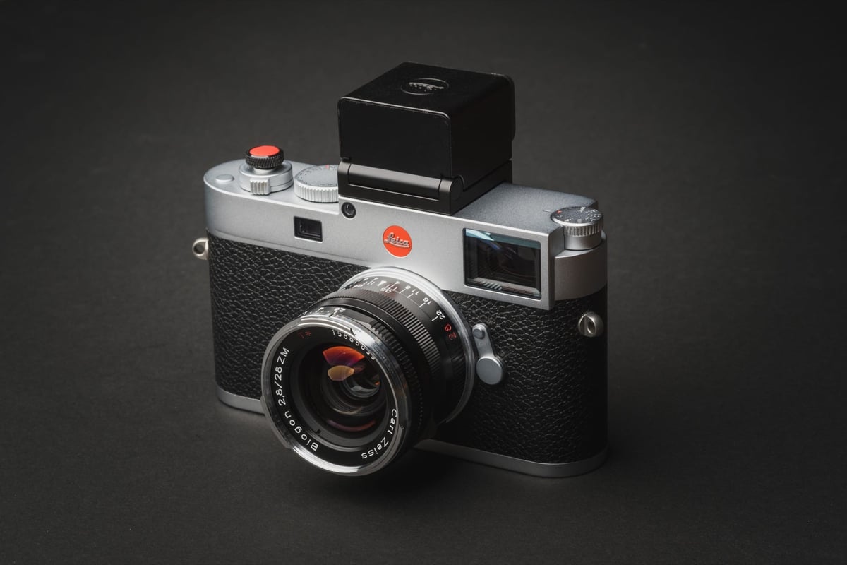 Leica Visoflex 2 Review – Great Idea, But Fatally Flawed