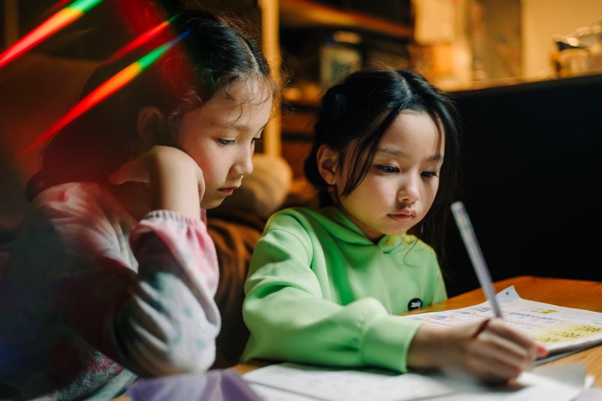 Lensbaby Omni Rainbow Filter Sample