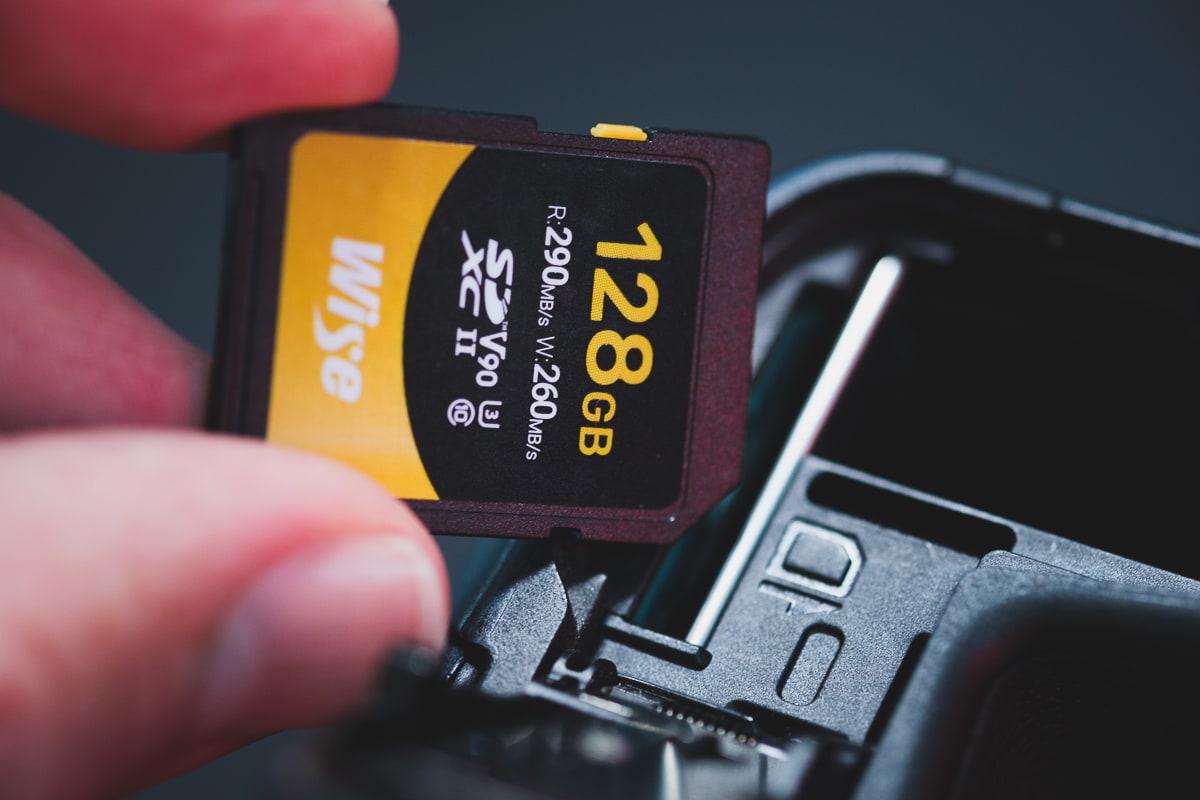 Wise V90 UHS-II 128GB Memory Card