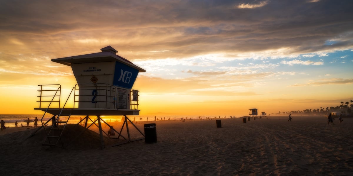 Lifeguard Tower Sony 16-35mm Sample Image