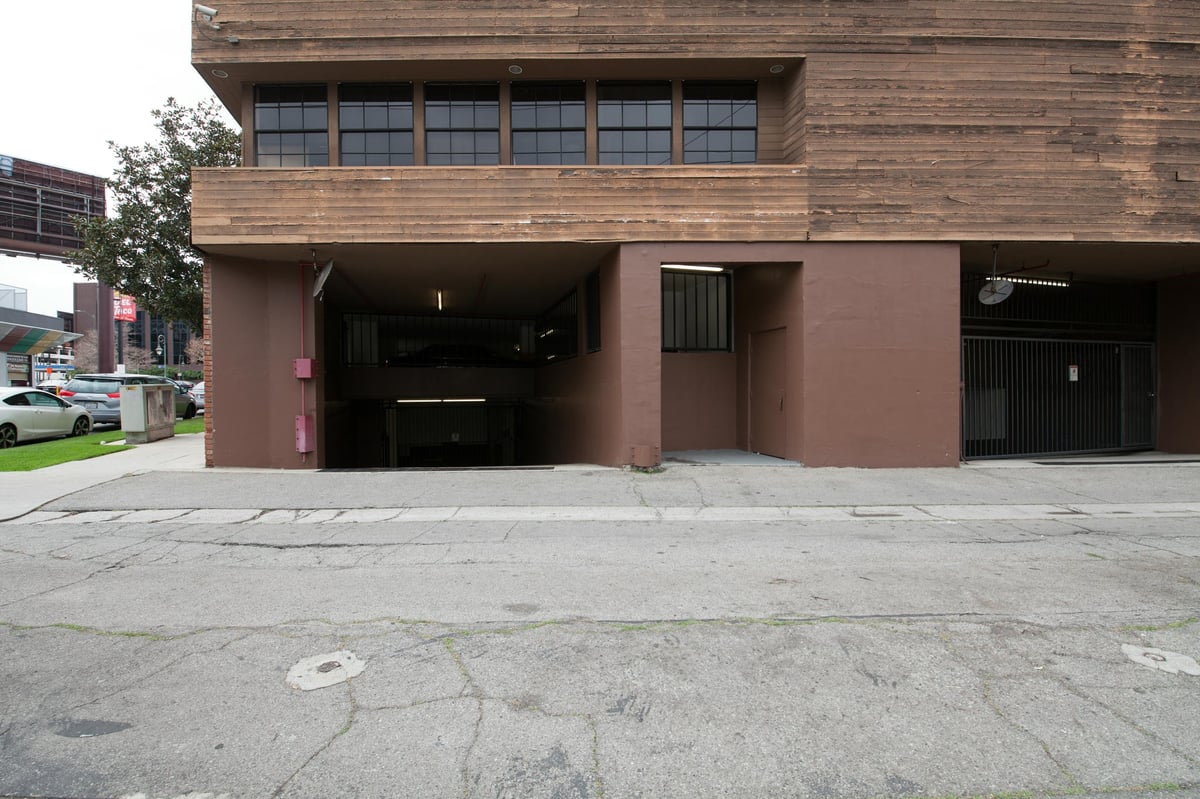 ISO 100, f8, 1/20sec Tamron 15-30 Sample