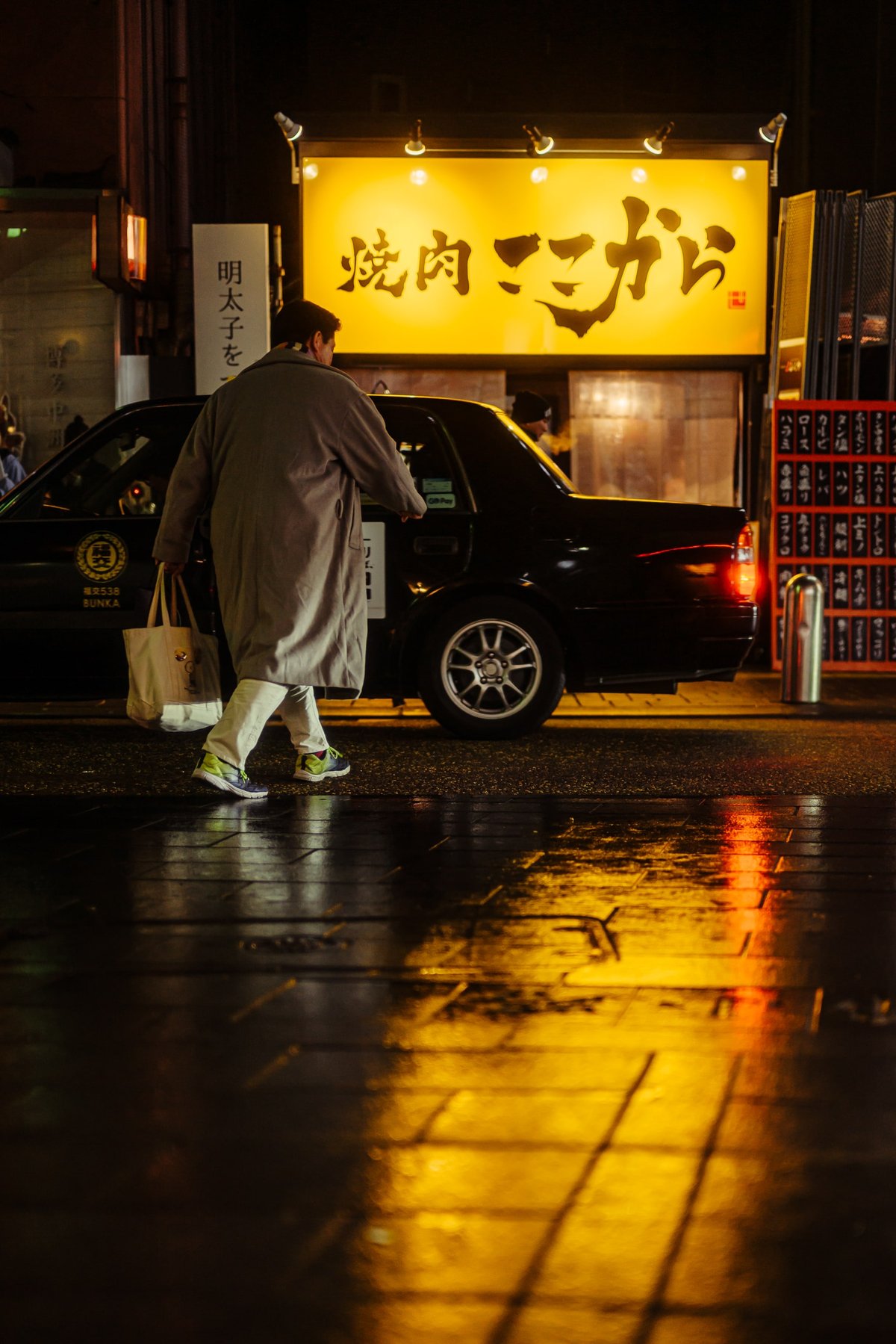 unique reflections street photo