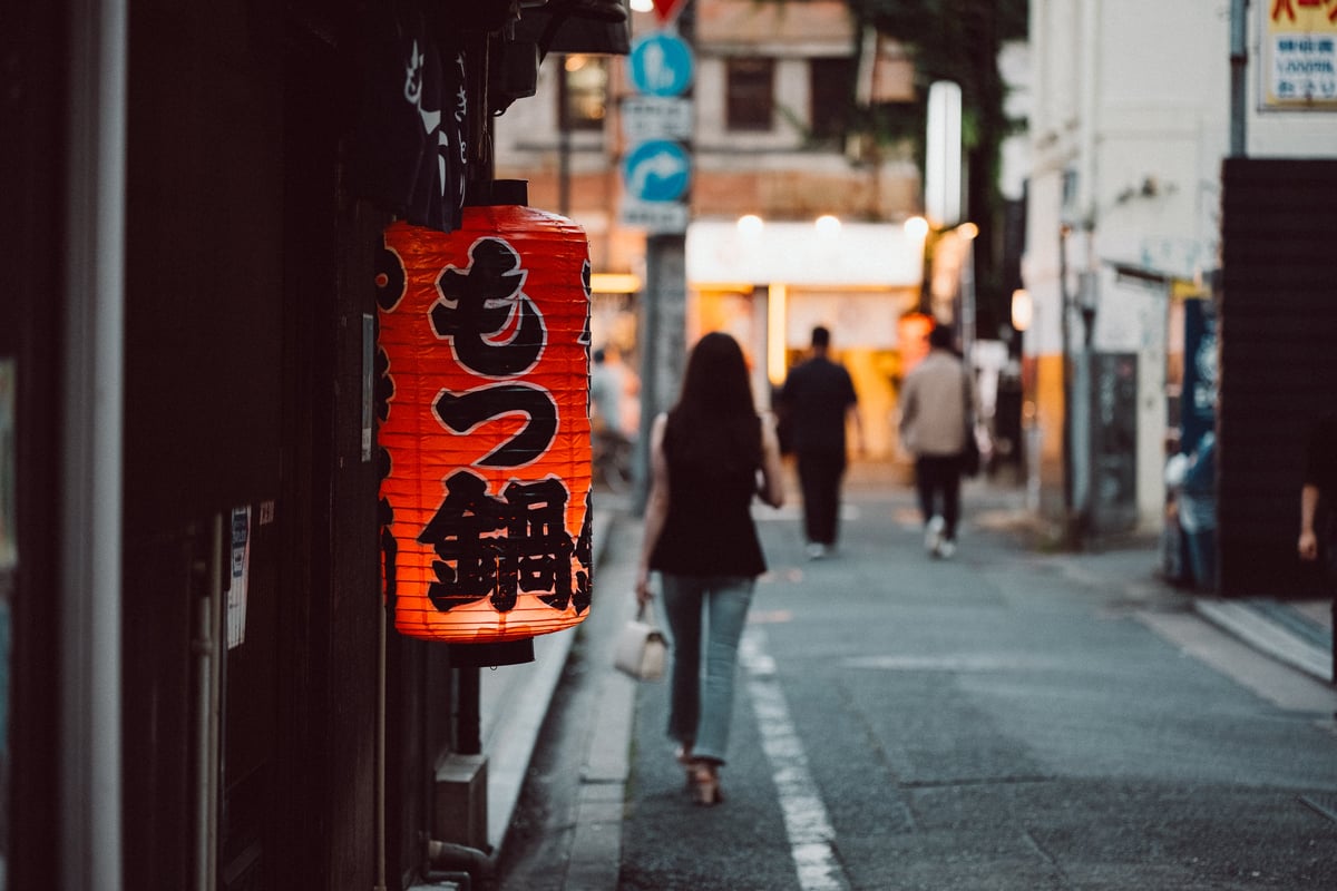 Some subject separation on the streets of Fukuoka